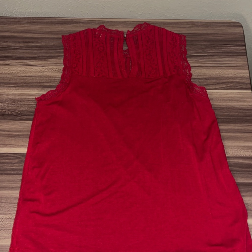 Red lace tank top. - Picture 12 of 12